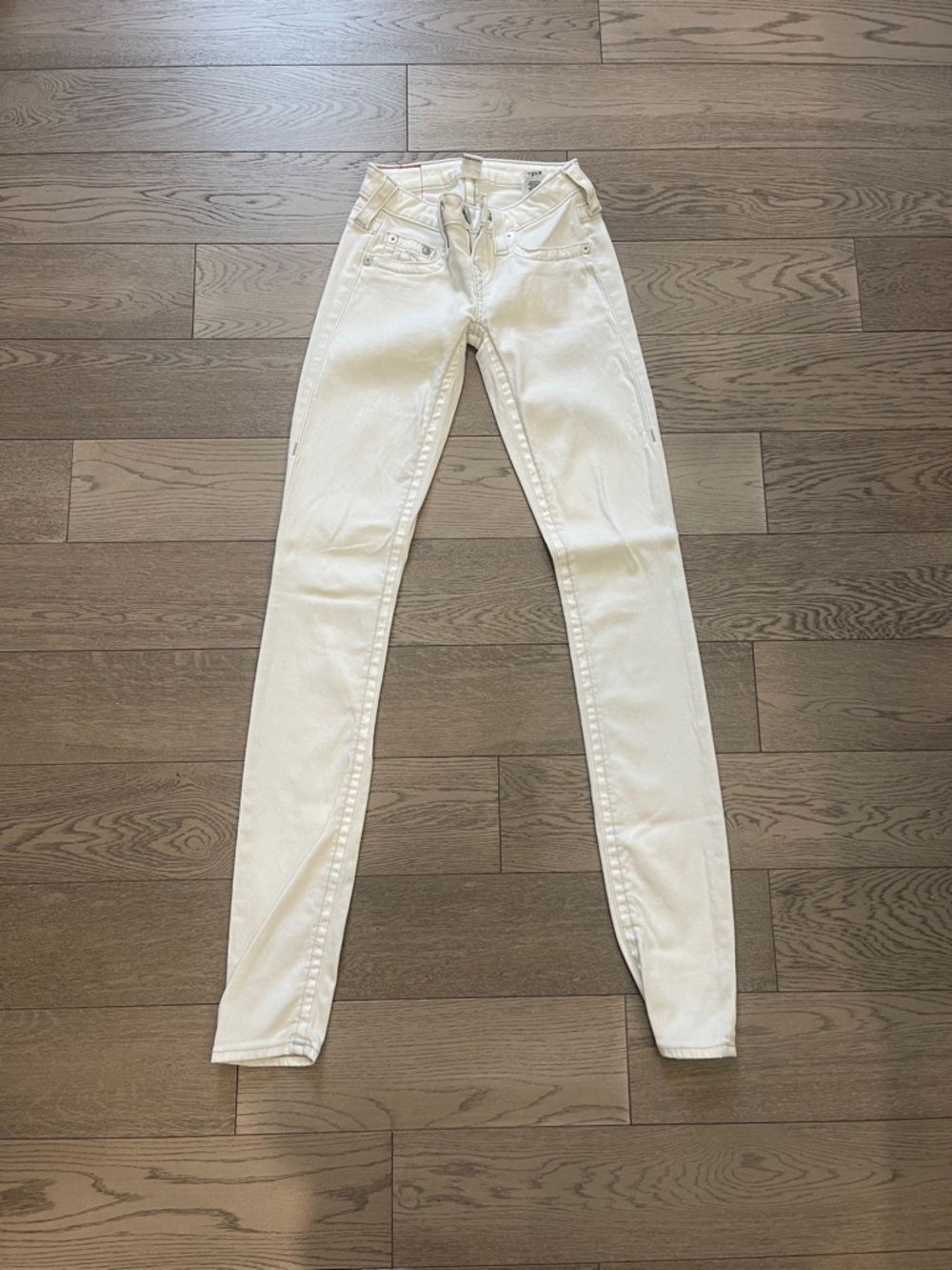 Skinny White Women's Jeans - Sleek Slim Fit